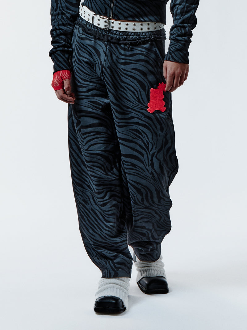 ZEBRA BITE SWEATPANTS - BLACK