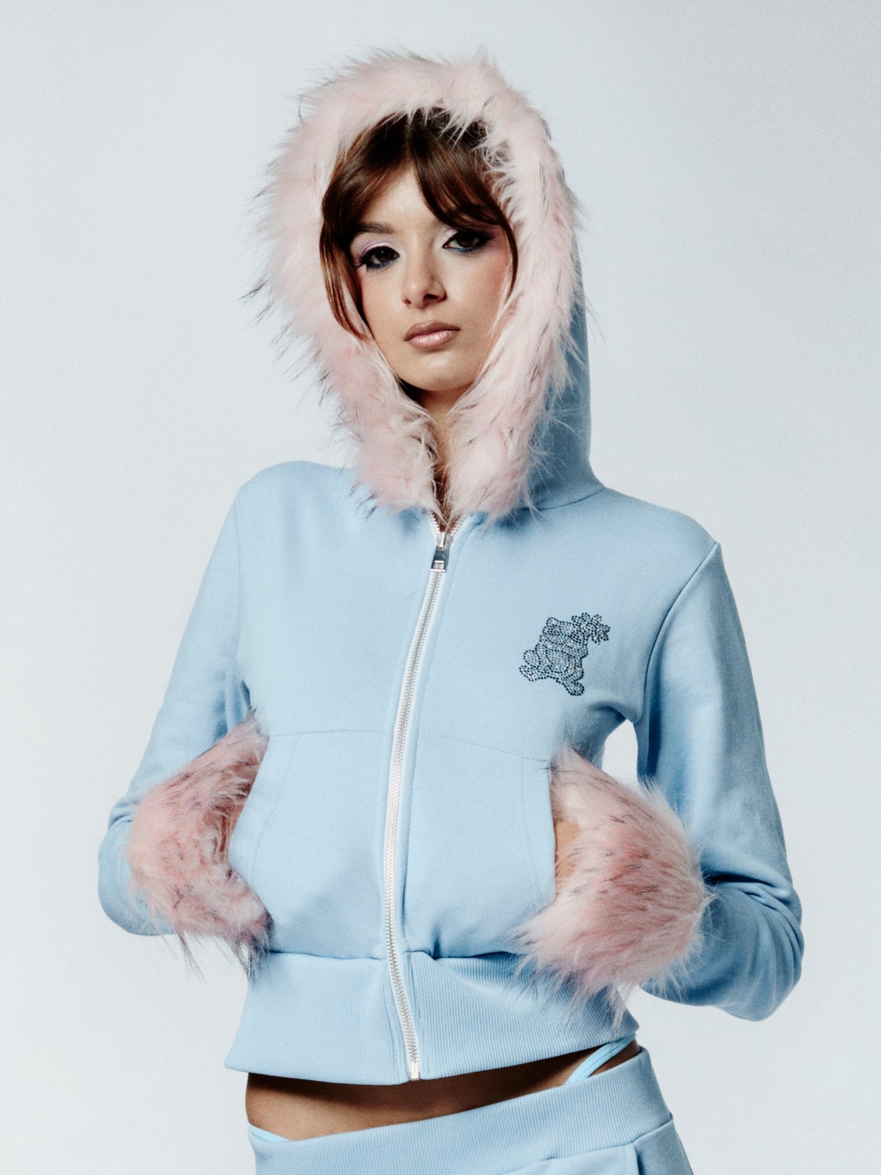 HOT WINTER HOODIE - BABY BLU