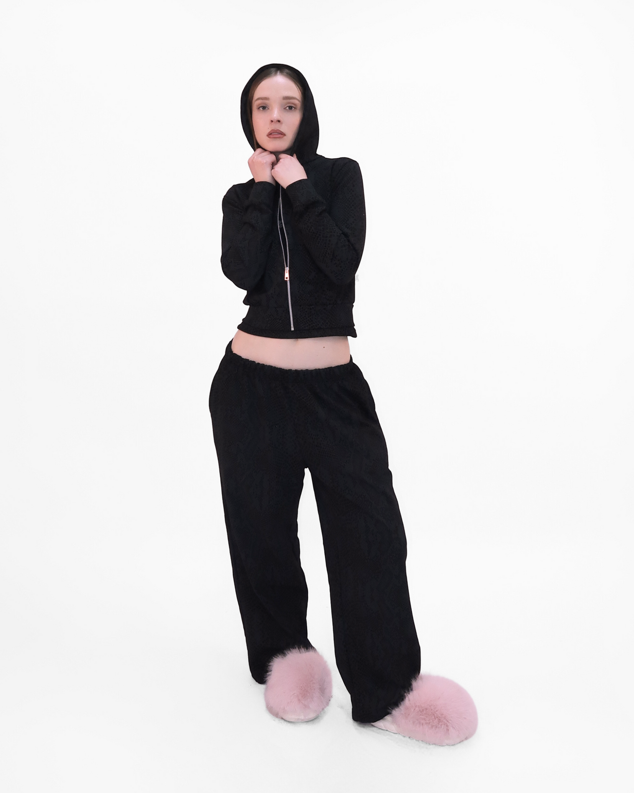 Phyton Crop Zip Hoodie black