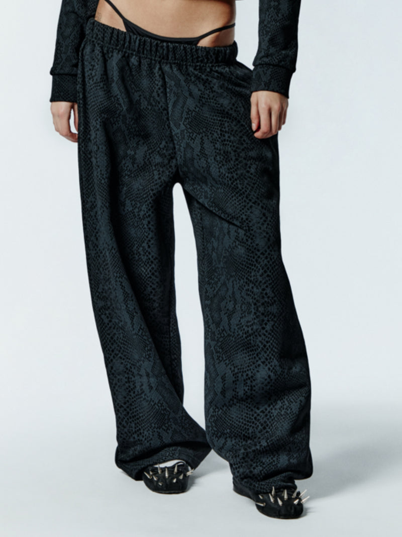 Phyton Sweatpants black