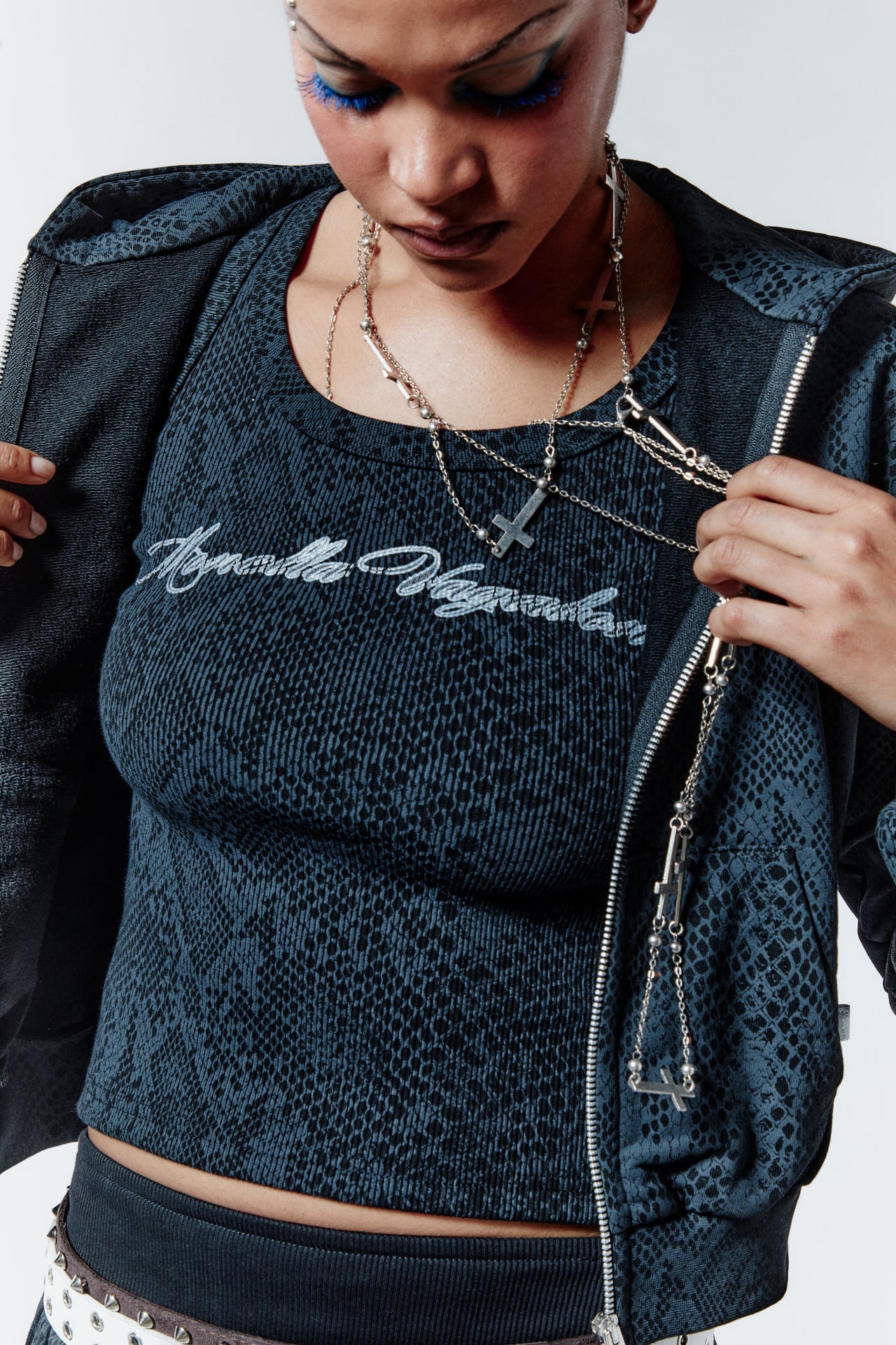 Phyton Crop Zip Hoodie black