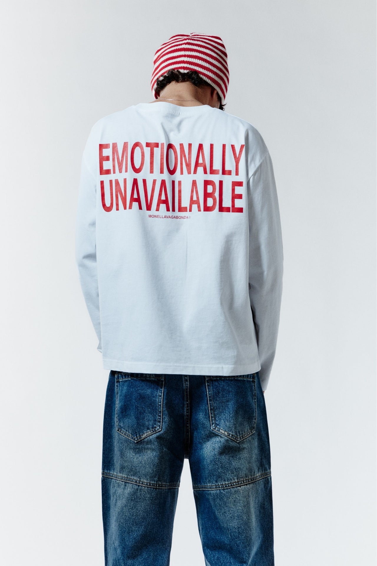 EMOTIONALLY UNAVAILABLE LONGSLEEVE - WHITE